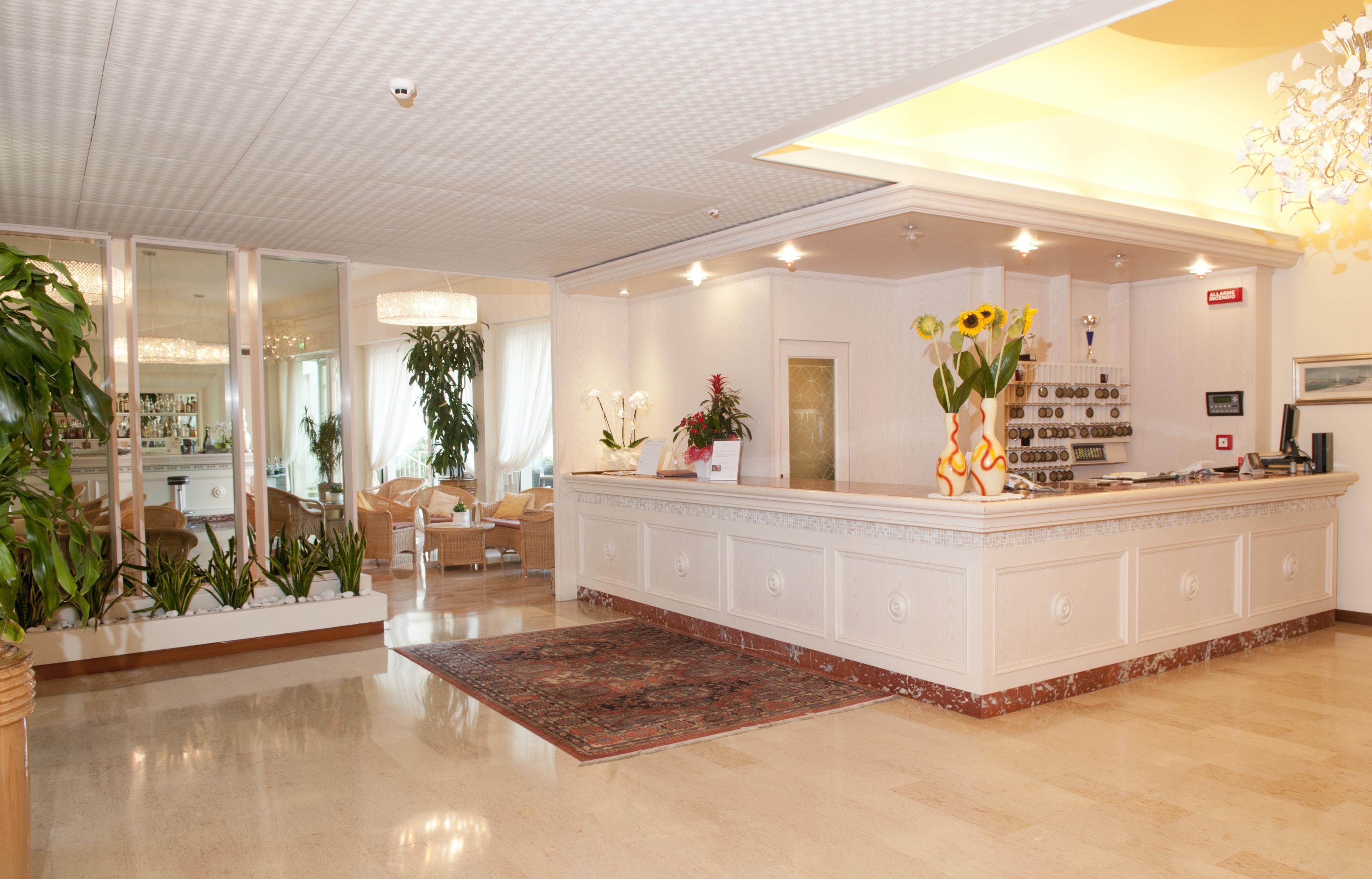 Hotel Doge Milano Marittima Exterior foto